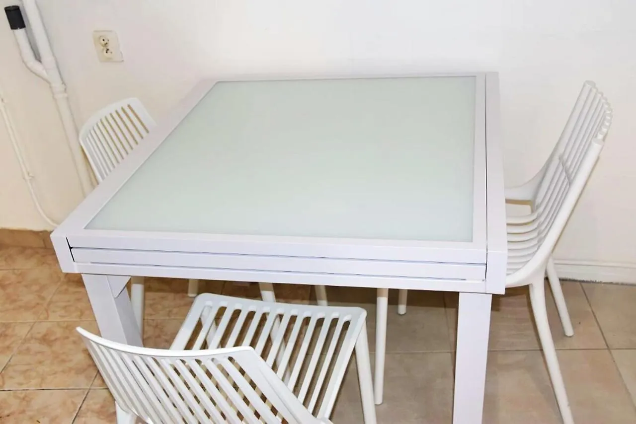 Studio Elegant A Baie Mahault De 19 M² Avec Balcon Et Parking Apartment Guadeloupe